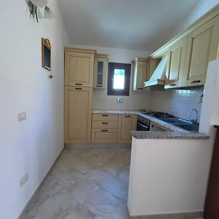 Apartmán Indipendente Con Giardino Privato In Via Del Tirreno