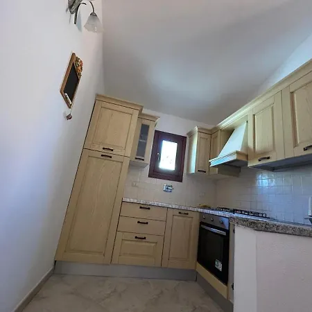 Apartmán Indipendente Con Giardino Privato In Via Del Tirreno