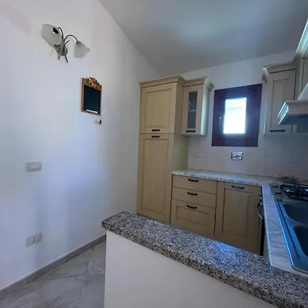 Indipendente Con Giardino Privato In Via Del Tirreno * San Teodoro (Sardinia)