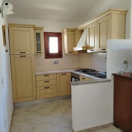 Indipendente Con Giardino Privato In Via Del Tirreno San Teodoro (Sardinia)